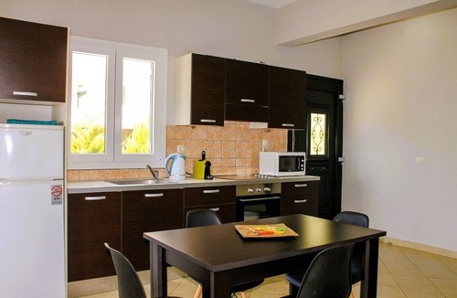 Kalami Apartment | Your Perfect Getaway – A Two-Bedroom Haven Just Steps from Kalami Bay