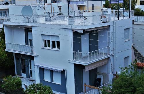 Alimos Apartment | Zefyros Super Cool Apartments next to Alimos Riviera