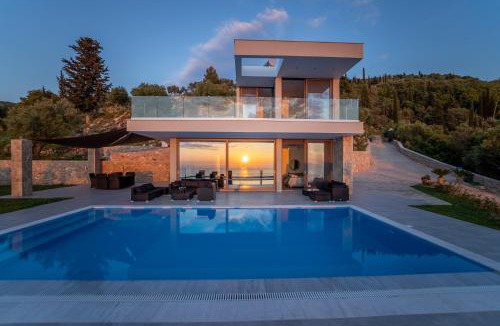 Agios Nikitas Villa | Zenvillas