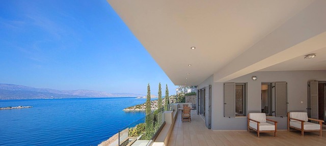 1st Floor at Crystal View Villa