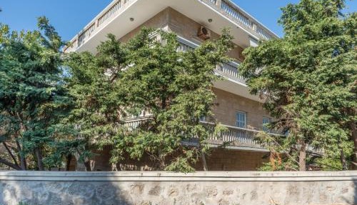 Afroessa Apartments