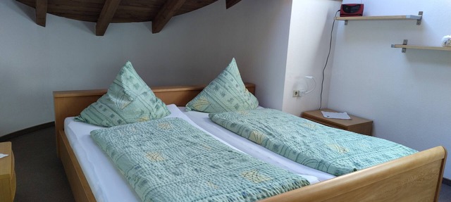 Apartment 'D' with Shared Garden, Balcony and Wi-Fi