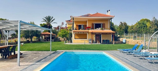 Athens Countryside resort with pool