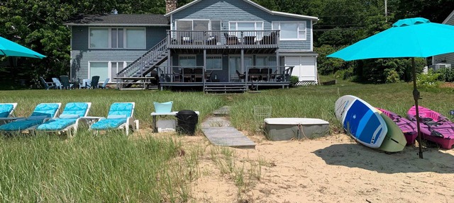 Bayfront Wareham Retreat w/Private Beach!