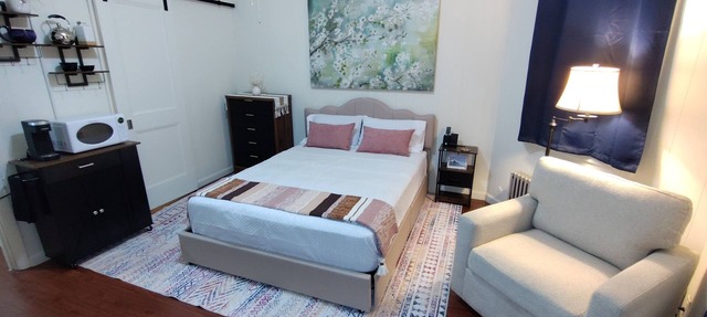 Clean Cozy Studio Apartment in West Warwick