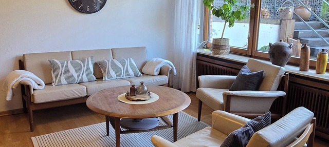 Cozy vacation apartment with small garden