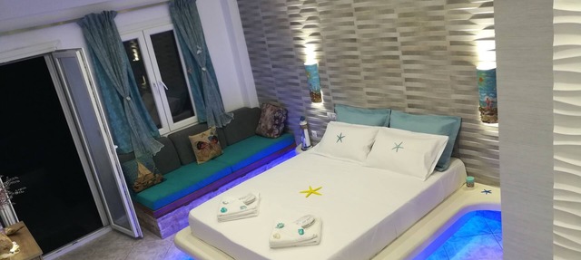 Deluxe Suite with Fantastic View - Loutra Kythnos