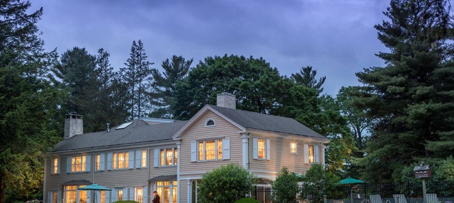 Devonfield Inn B&B