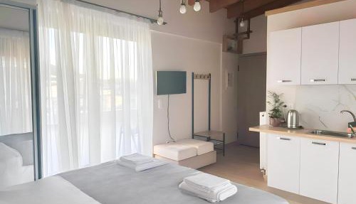 Elizabeth Studio