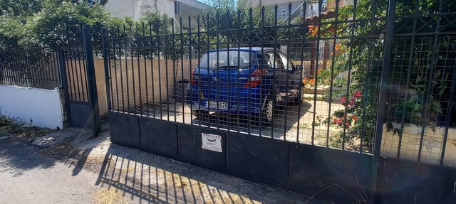 Extremely beautiful house with free parking close to the sea
