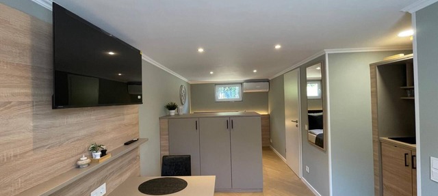 Five Studios - Premium Rooms