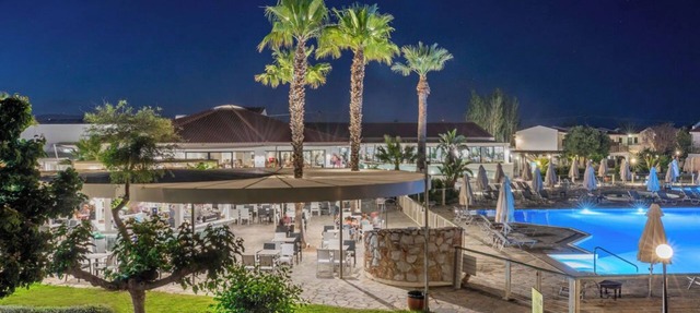 Golden Coast Hotel & Bungalows - All Inclusive