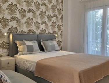 Green apartment-center of Varkiza resort