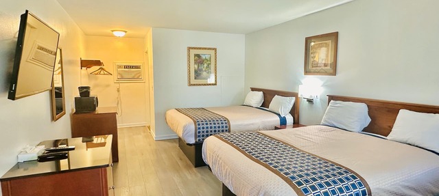 Hampton Motor Inn
