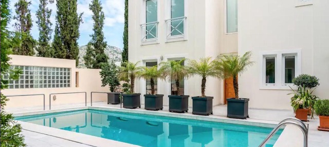 Hyacinth homm with Garden & Pool in Vouliagmeni
