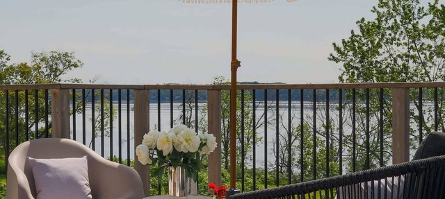 Hydrangea Hideaway - Architecturally Designed