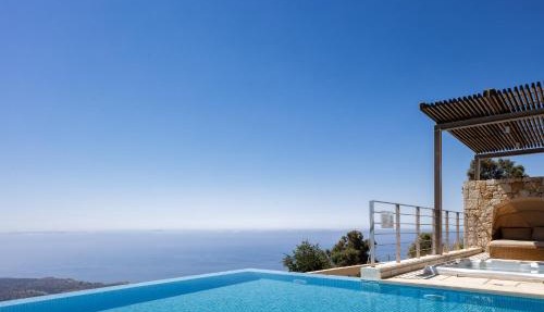 Melampes Villa, Seaview Escape, Heated Pool & Spa, By ThinkVilla
