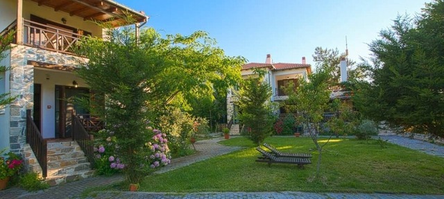 NO.1 ELEKTRA-TWO BEDROOM APARTMENT