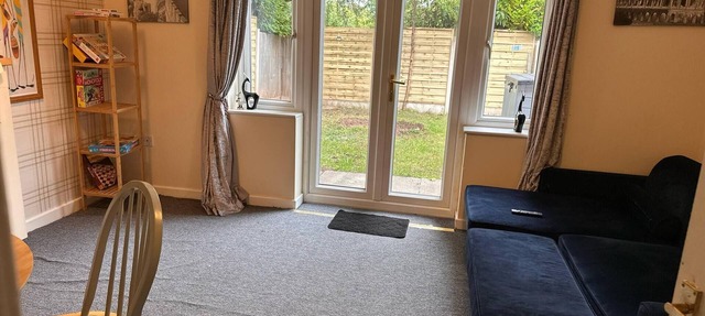 Runcorn cozy 3-bed entire house