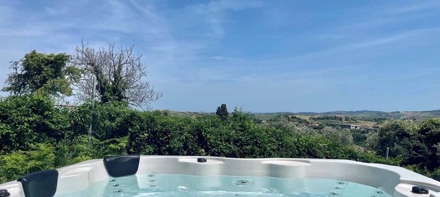 Rustico con Jacuzzi privata, BBQ e 3 camere