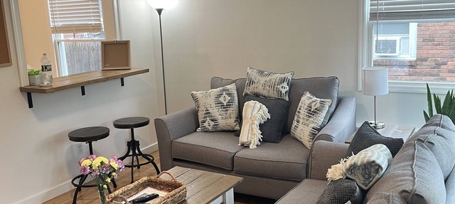 Schenectady Home, Perfect for your business needs.