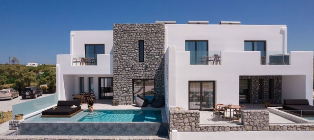 Sea View Estate with 6 Bedrooms & 2 Private Pools - Milestones Naxos
