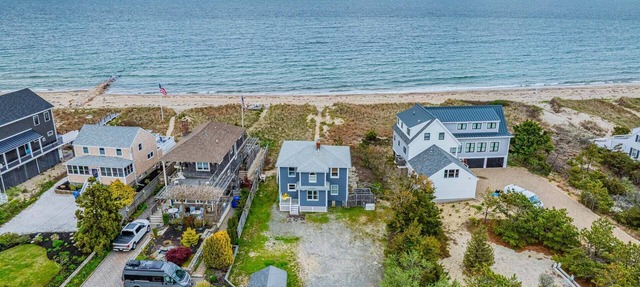 Spacious Cape Cod Waterfront Retreat Steps to Beach