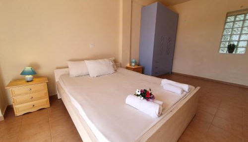 Stoupa Lefktro 2