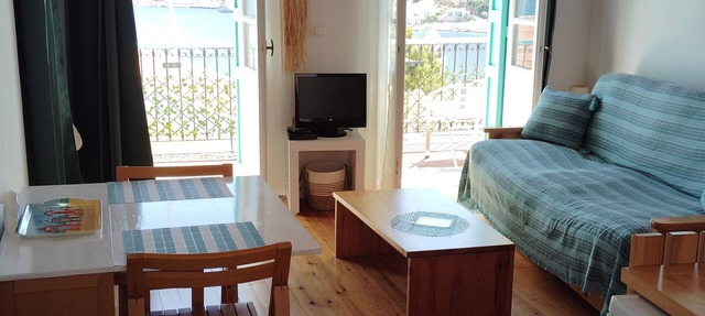 Symi studio 89 Steps from center with a great view!