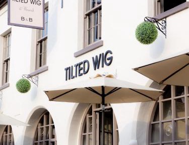 Tilted Wig