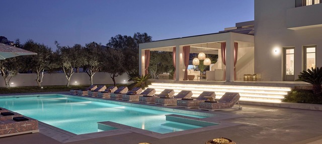 Tzanis Resort