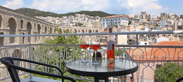 Under the Aqueduct boutique house *Amazing Aqueduct view!*