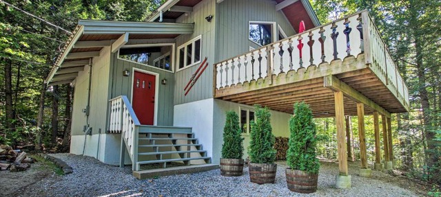Updated Bartlett Home with Fire Pit by Storyland!
