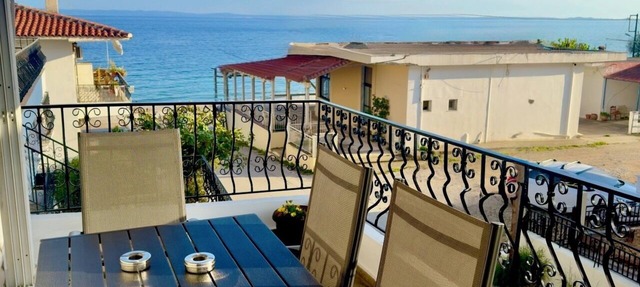 "Villa kaliva" kalives beach