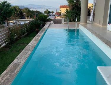 Villa Luminous