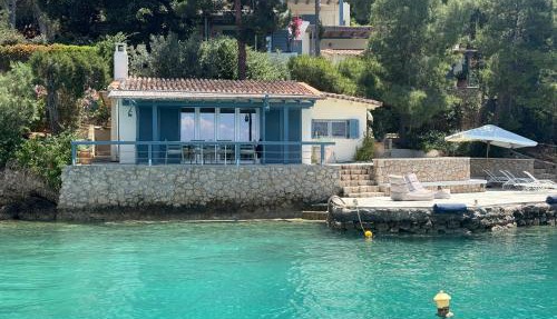 Villa Theros