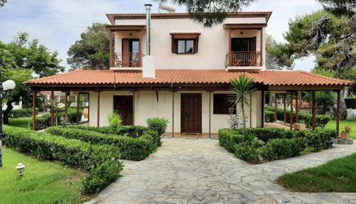 Yannis Villa