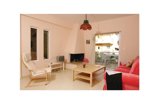 3 bedroom accommodation in Diakopto Achaias