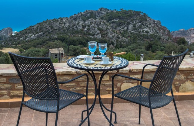 Anatoli Traditional villas - Live the real Cretan life