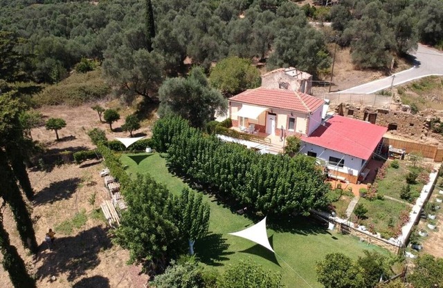 Guest house Dramountana both apartments