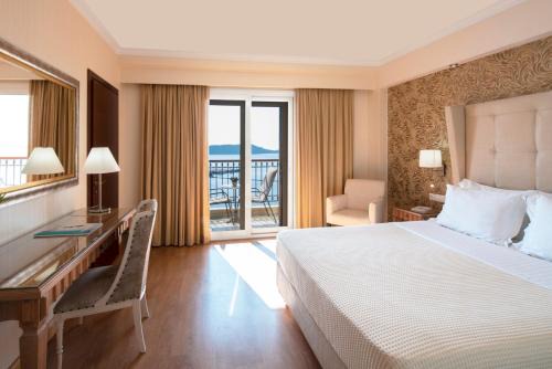 Karalis City Hotel 
