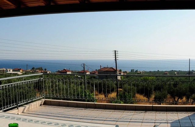 Nest overlooking the sea, 5min from the beach