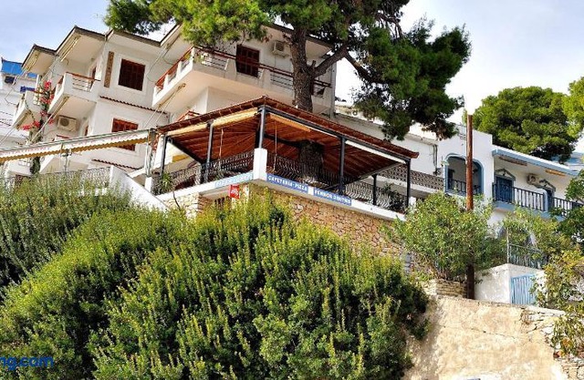 Pension Dimitris Sporades