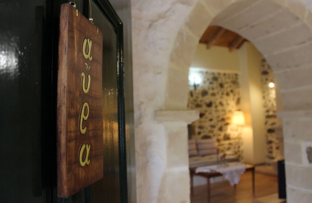 Roes Apartments-Avra-
