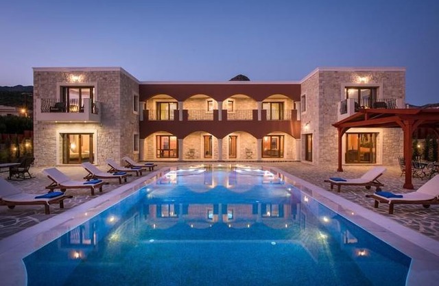 Villa Kastello Kalliste, Wine Dark Sea Villas