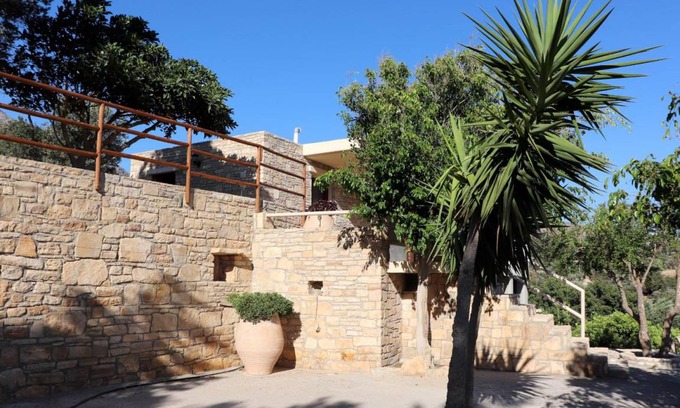 Triopetra House | 100 m² House ∙ 2 bedrooms ∙ 5 guests