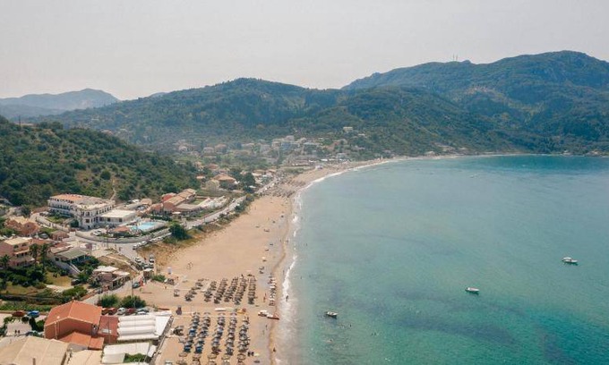 Agios Georgios Pagon Apartment | 100 m² Serviced apartment ∙ 3 bedrooms ∙ 8 guests