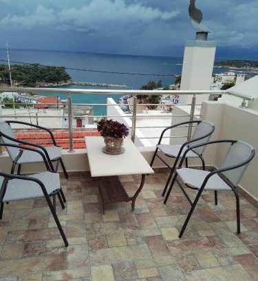 Votsi Villa | 110 m² Villa ∙ 3 bedrooms ∙ 7 guests