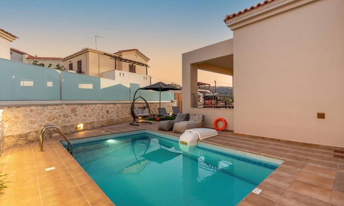 Houdetsi Villa | 110 m² Villa ∙ 3 bedrooms ∙ 5 guests