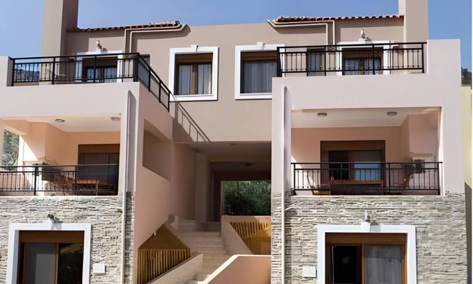 Vlichada Resort | 120 m² Resort ∙ 3 bedrooms ∙ 127 guests